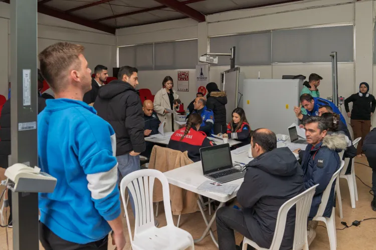 İzmir İtfaiyesi’ne 154 memur alınacak haberi