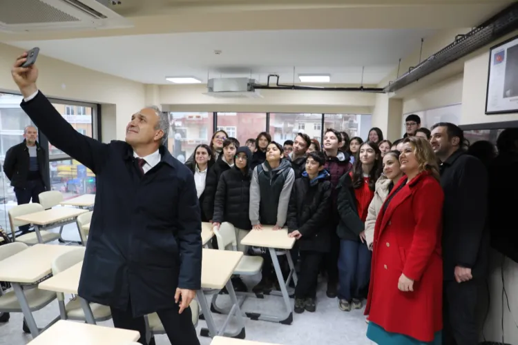 İzmit'te Ali Nazile Yıldız Çınar Akademi LGS Merkezi açıldı haberi