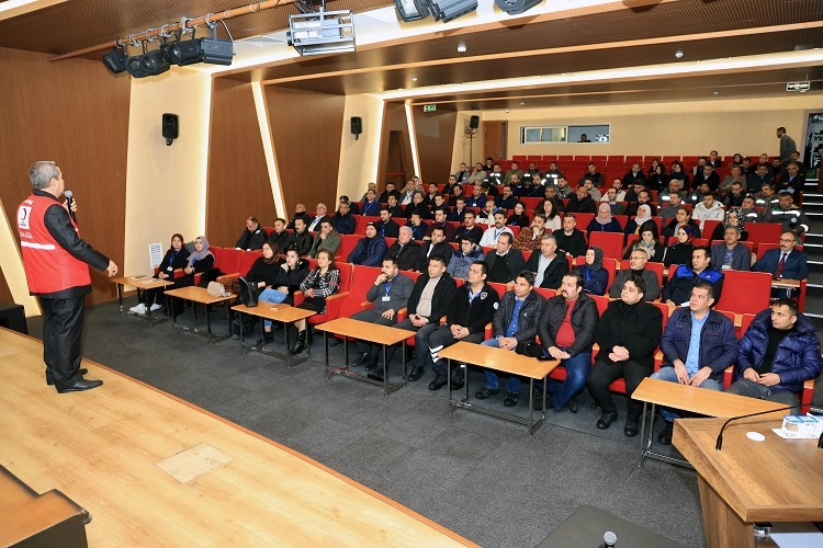 Kayseri Talas personeline ilk yardım eğitimi haberi