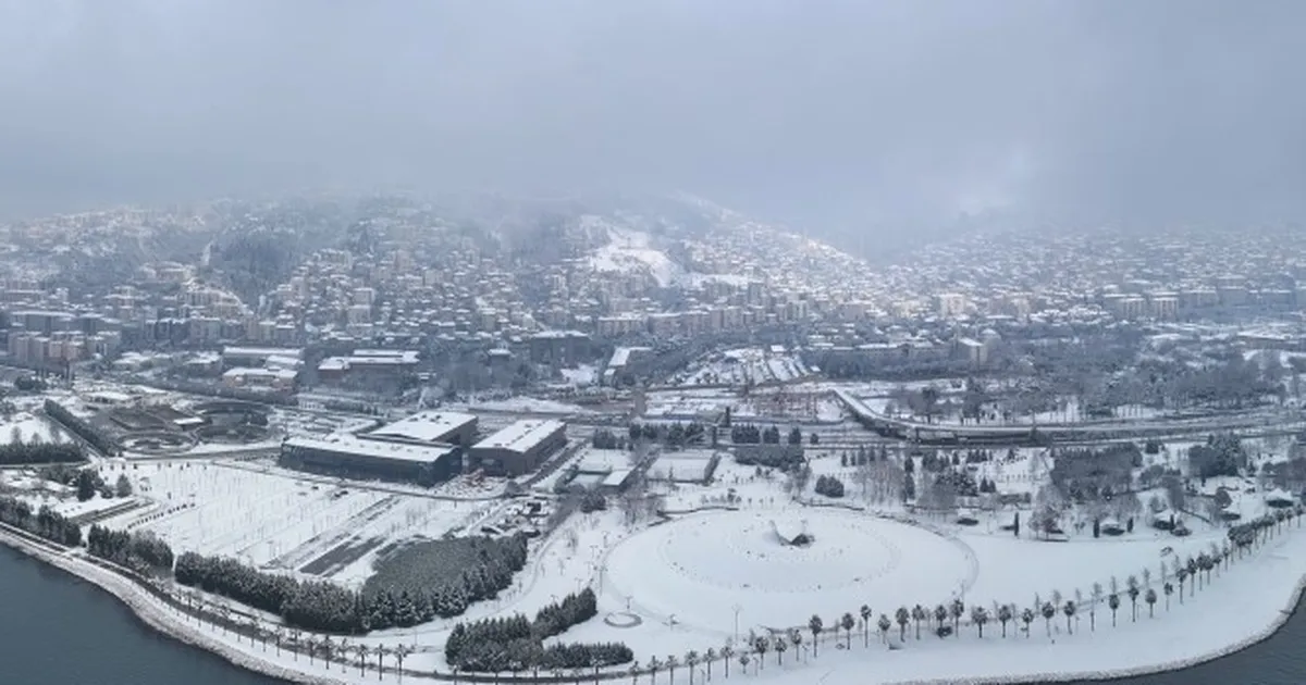 Kocaeli beyaz örtü ile kaplandı! Manzaralar ölümsüzleştirildi! haberi