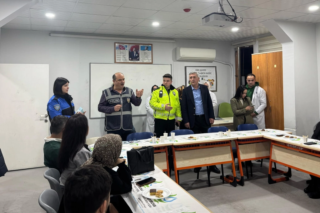 Kocaeli'de Çayırovalı veliler bilinçleniyor haberi