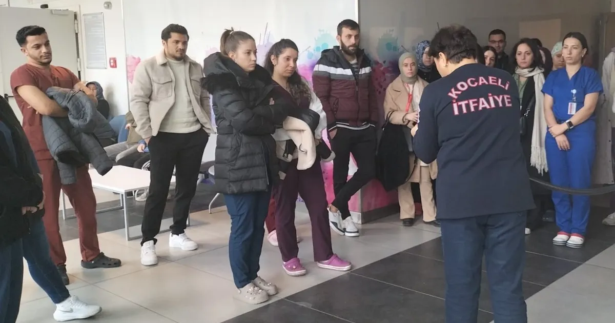 Kocaeli'de hastane personeline acil durum eğitimi haberi