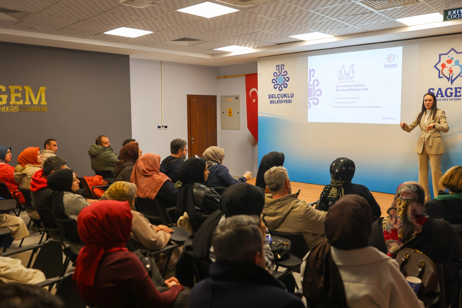 Konya'da ailelere mahremiyet semineri haberi