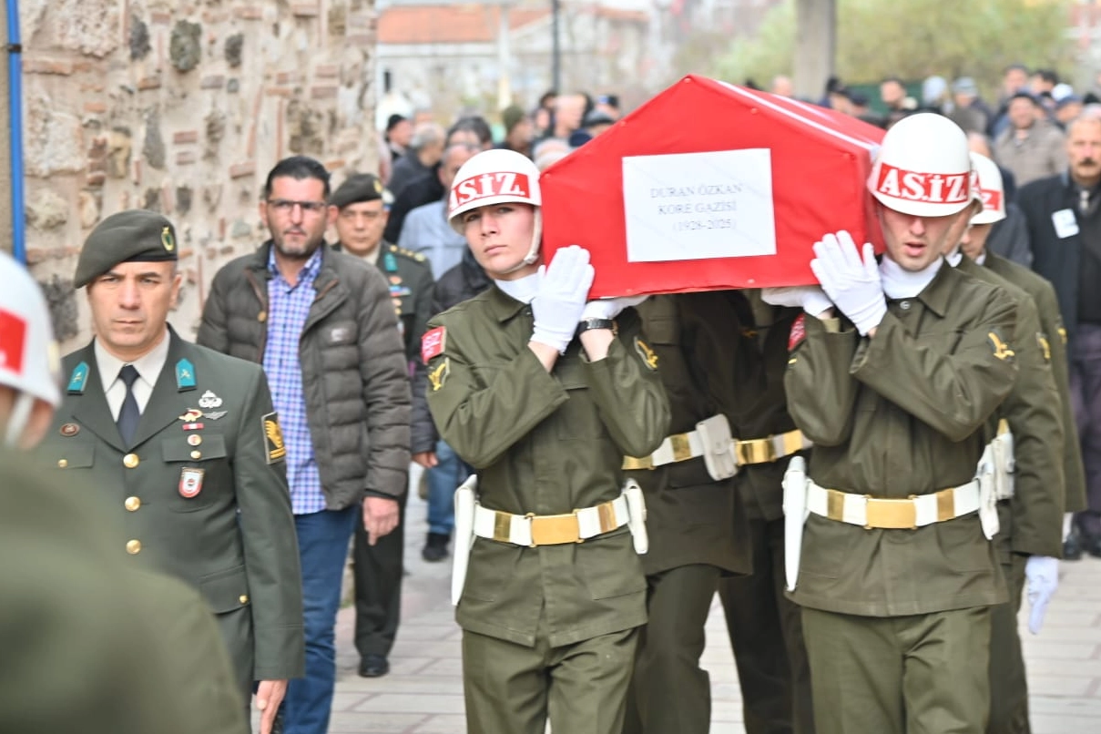 Kore Gazisi Özkan sonsuzluğa uğurlandı haberi