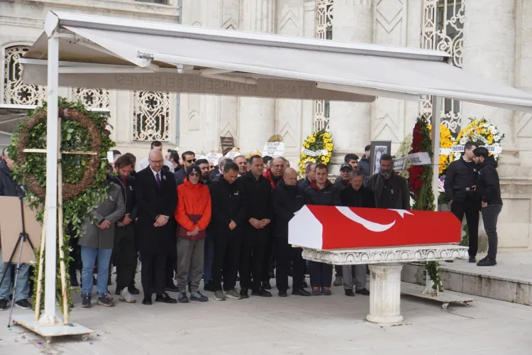 Olimpiyat yüzücüsü Şadan Derya Erke'ye son görev! haberi