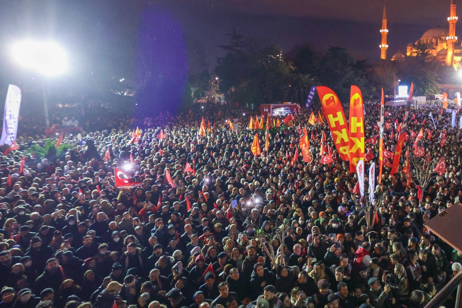 9 ilde 343 şüpheli gözaltına alındı haberi