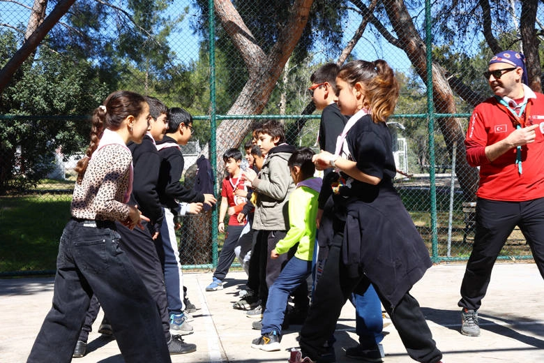 Antalya Büyükşehir izcilik eğitim programı başladı haberi