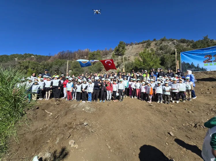 Antalya Kumluca'da fidanlar toprakla buluştu! haberi