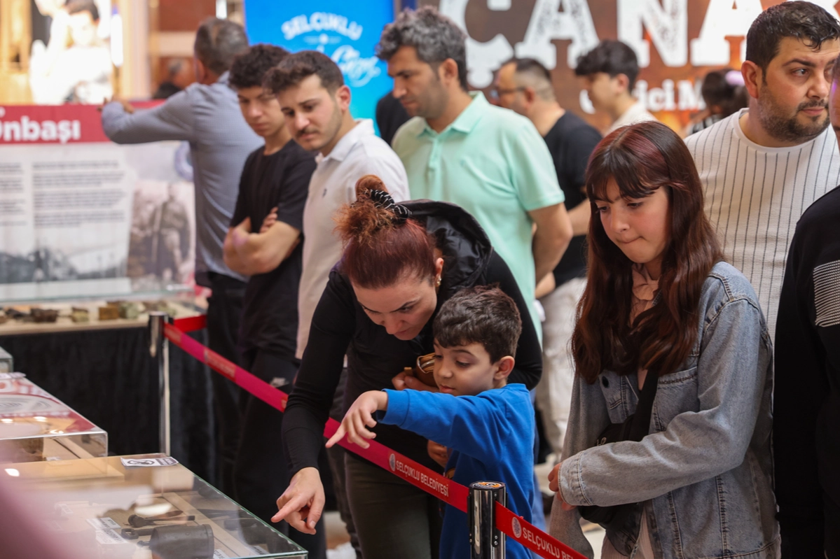 Başkan Pekyatırmacı “Anadolu’nun Diriliş Destanı Çanakkale” sergisi’ni ziyaret etti haberi