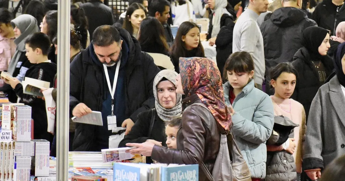 Bursa 22. Kitap Fuarı bu yıl kapılarını yeni yerinde açacak haberi