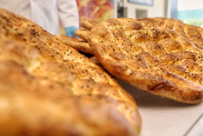 Bursa’da 450 gramlık BESAŞ ramazan pidesi 20 TL haberi