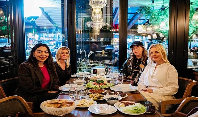 Cemiyetin ünlü simaları Watergarden İstanbul'da bir araya geldi haberi