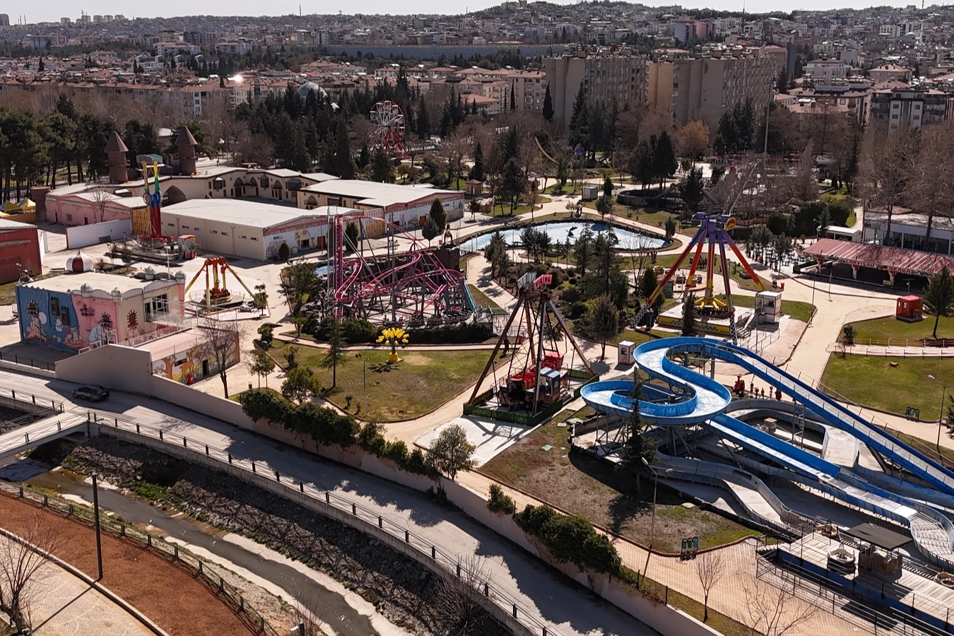 Gaziantep Büyükşehir Temaparkı tekrar hizmete açıldı haberi