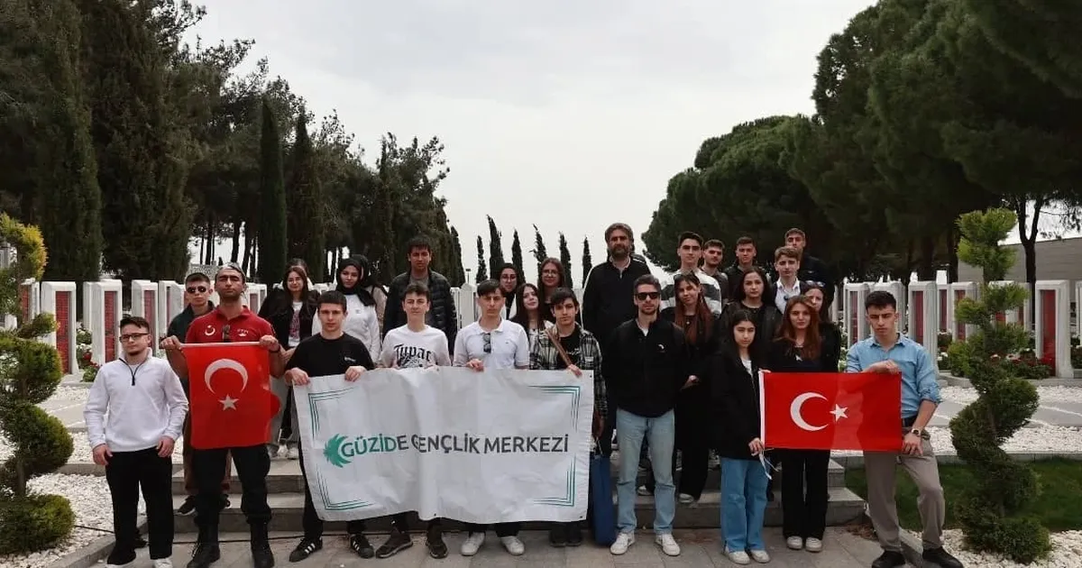 Gebze’den Çanakkale’ye giden sporcuları;“Güzide” gençler karşıladı haberi