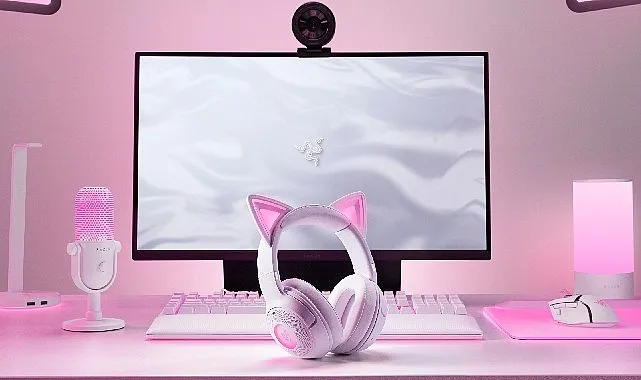 İkonik kedi kulaklı kulaklık şimdi beyaz renkte: Razer Kraken Kitty V2 White Edition duyuruldu! haberi