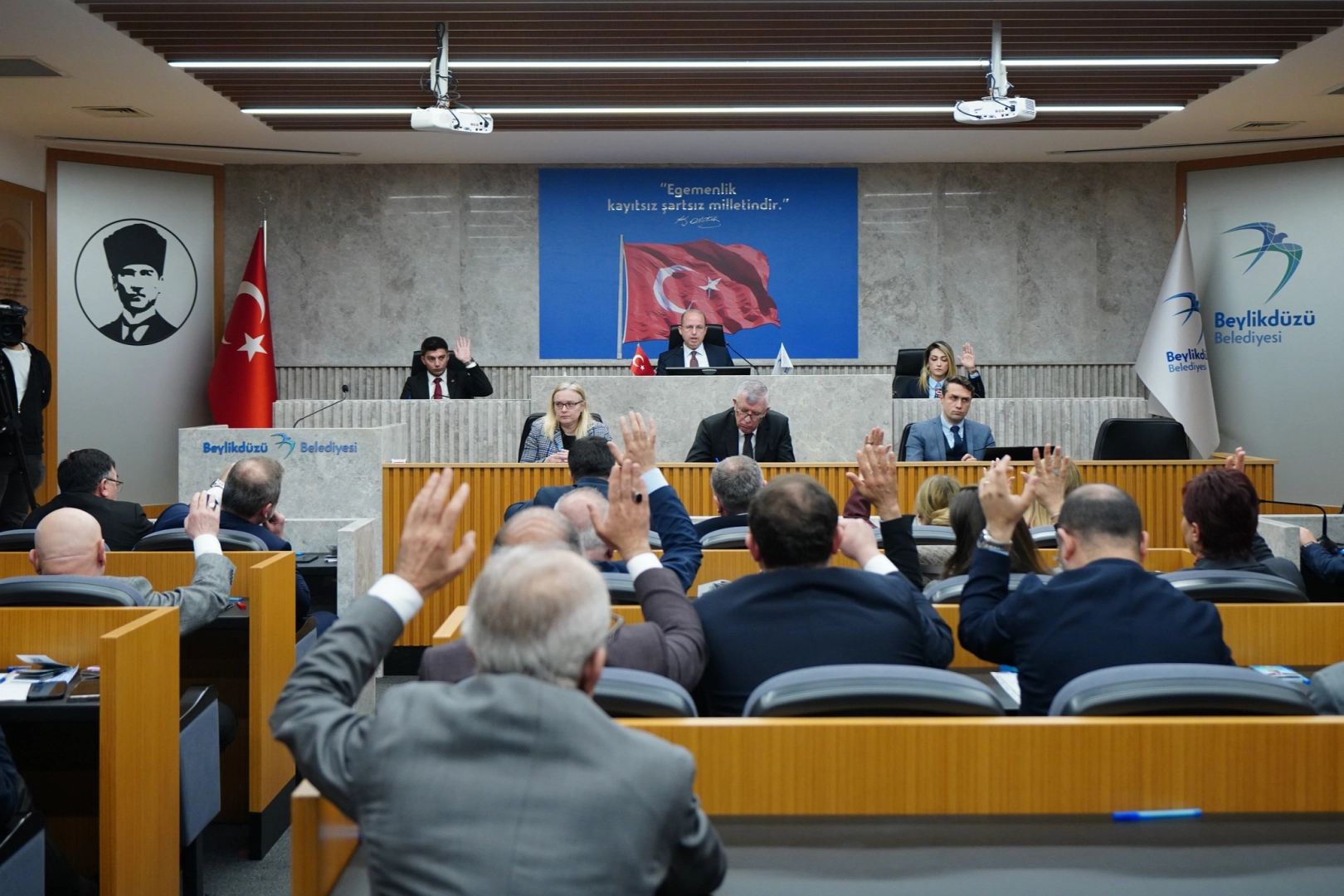 İstanbul'da Beylikdüzü Belediyesi Mart ayı meclisi gerçekleşti haberi