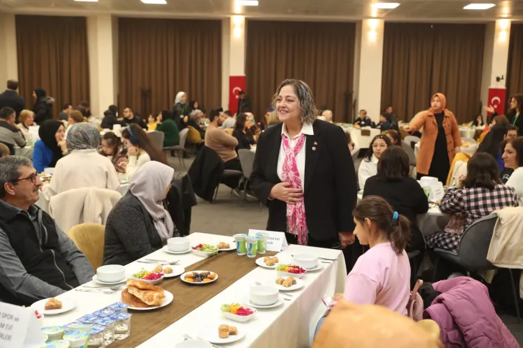 İzmit'te özel bireyler ve aileler aynı sofrada buluştu haberi