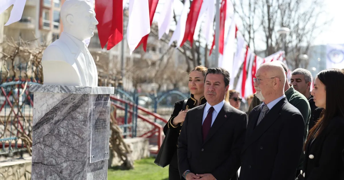 Muğla'da sağlık emekçileri ölümsüzleşti haberi