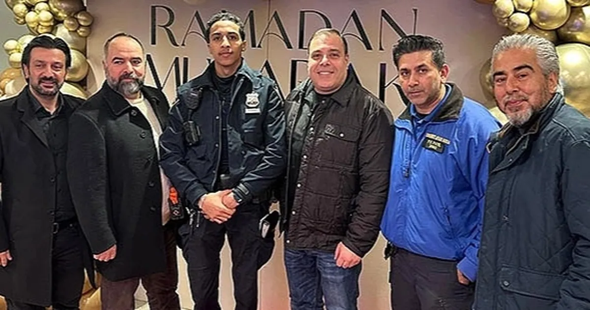 NYPD'den Brooklyn'de iftar yemeği haberi