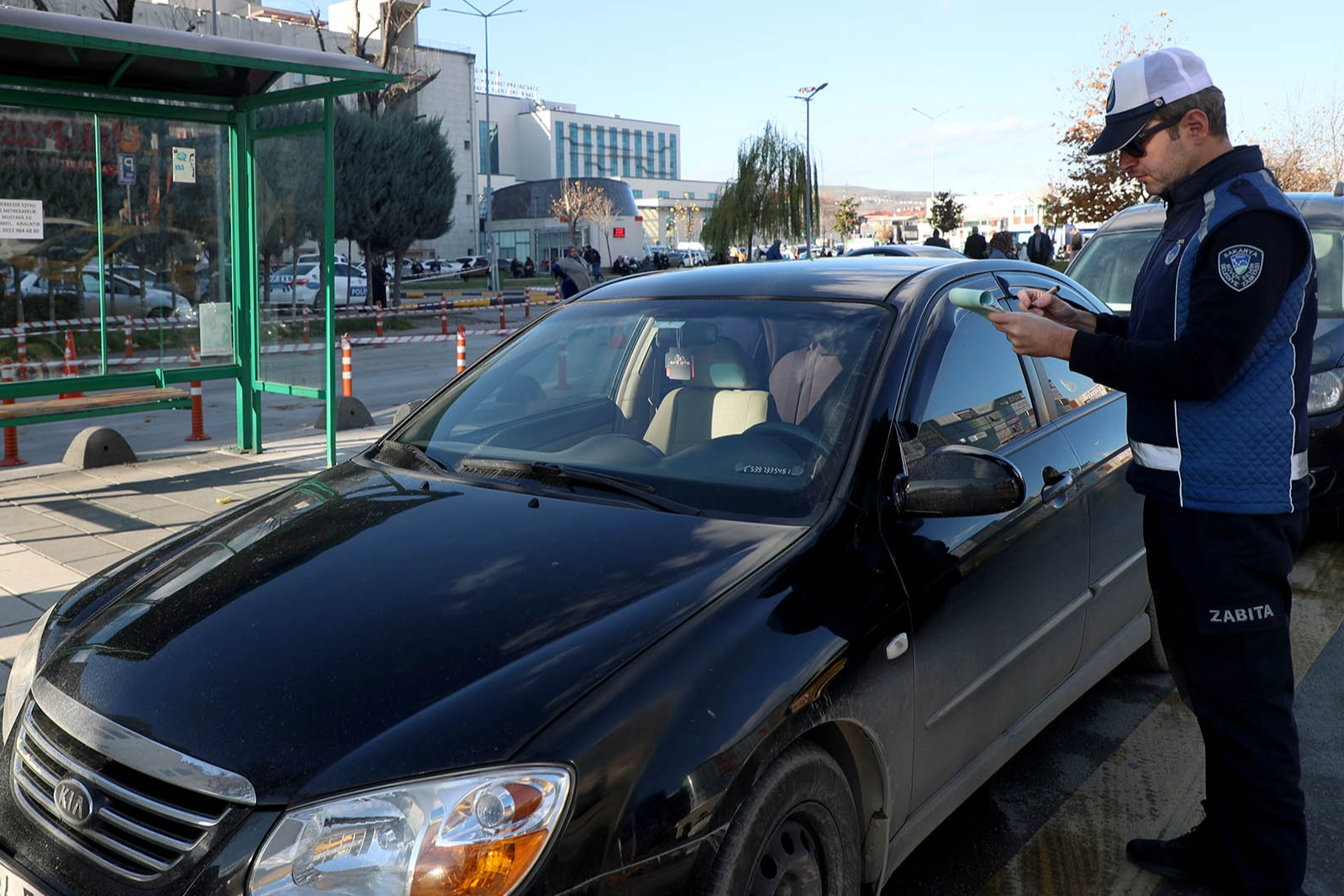 Sakarya'da kaldırım işgaline karşı mücadele sürüyor! haberi