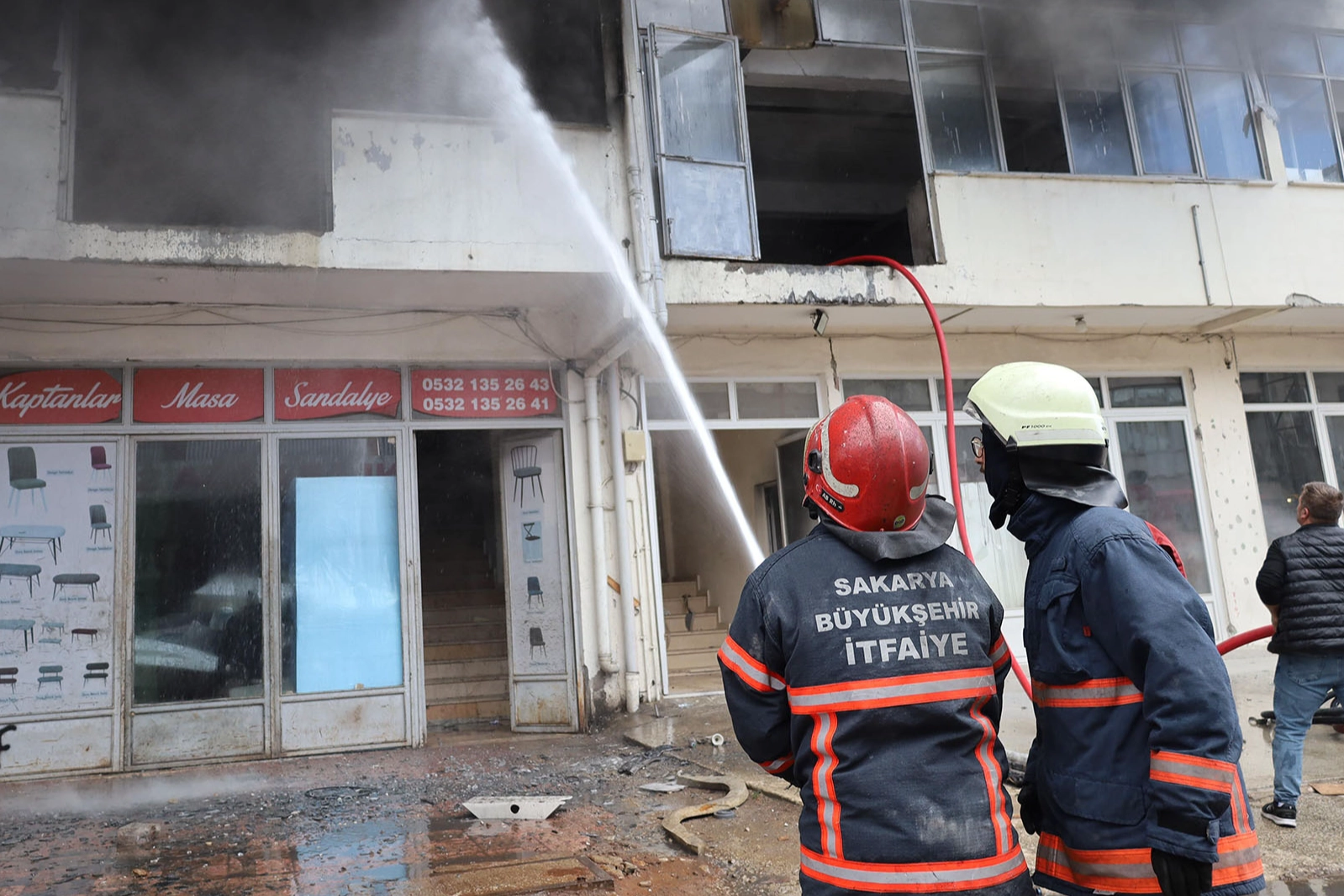 Sakarya'da yangın kontrol altına alındı haberi