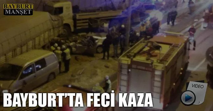 Bayburt Kışla Kavşağında Feci Kaza